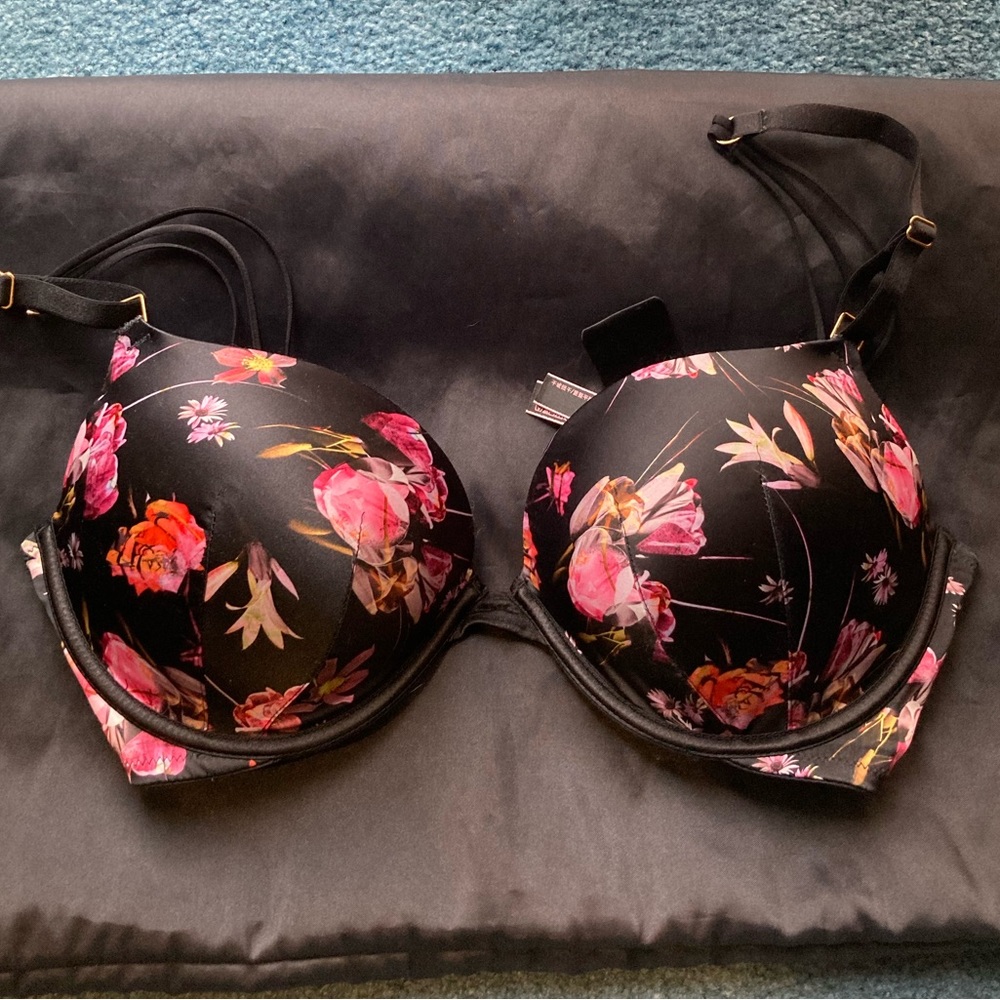 Victoria’s Secret Bra